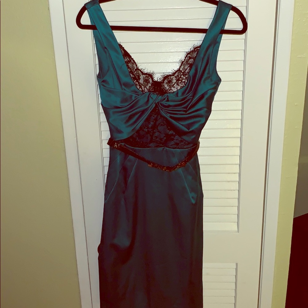 Mandalay emerald dress w/ Lace & detachable belt - Picture 1 of 7